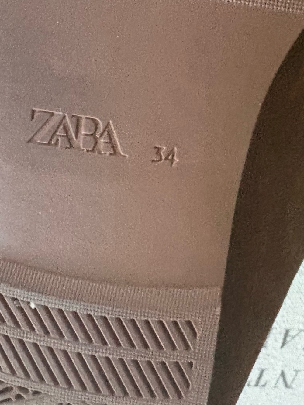 ZARA Velvet Mary Jane Size 34 / US 2 - Picture 8 of 9